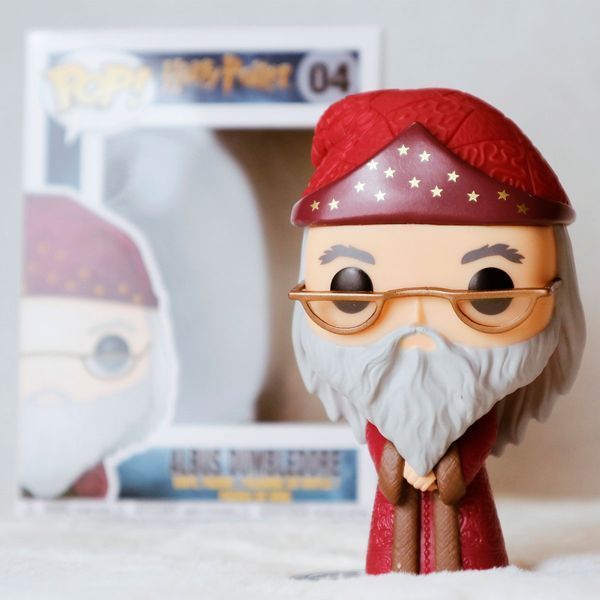 Ігрова фігурка Funko POP! серії Гаррі Поттер - Альбус Дамблдор 5863 фото Ігрова фігурка Funko POP! серії Гаррі Поттер - Альбус Дамблдор 5863 фото