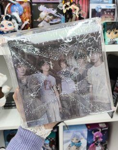 TOMORROW X TOGETHER - THE STAR CHAPTER : TOGETHER (mini book keyring ver. - random cover) 010504 фото